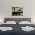 Apartment Lighthouse