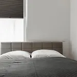 Lighthouse Apartment