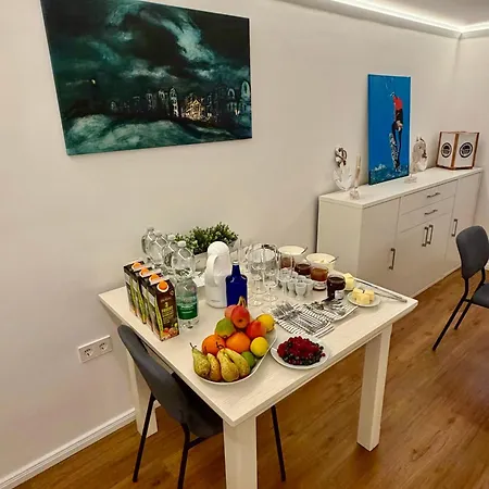 Lighthouse Apartment *